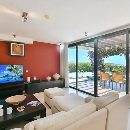 Villa Salobre Terraza Uno | Luxury Retreat In Gran Canaria | Private Outdoor Pool | Bbq Facilities | Shaded Outdoor Dining Area | Salobre Golf